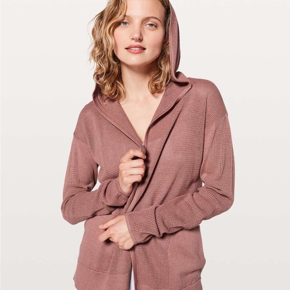 Lululemom Women's Pink Hooded Sweater Wrap Size Medium 6 / 8 Still Movement - Picture 4 of 14